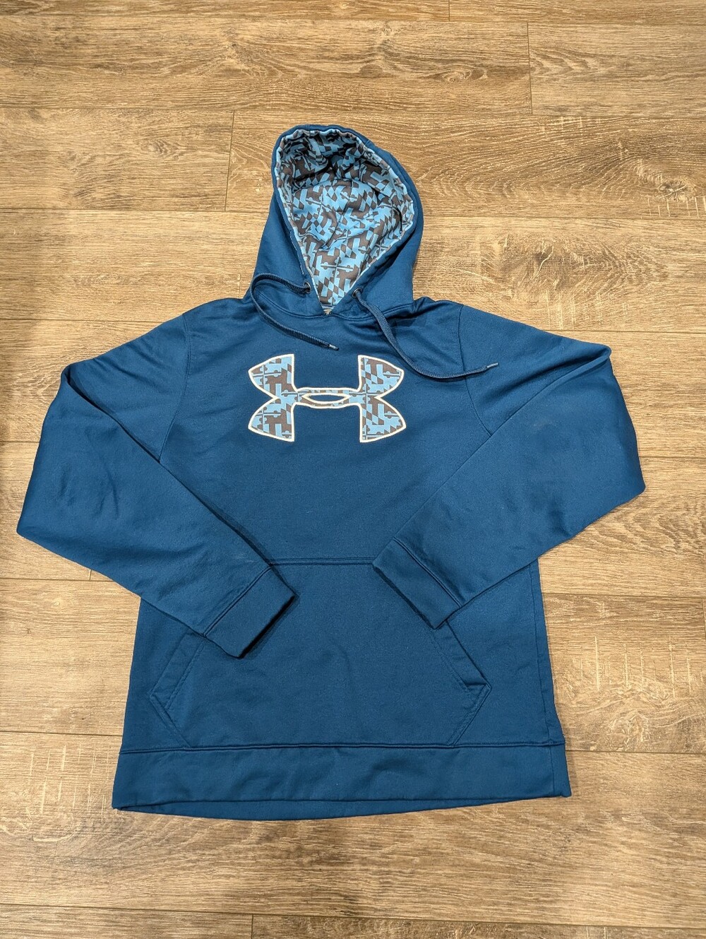 Under Armour Hoodie (Men's Large)